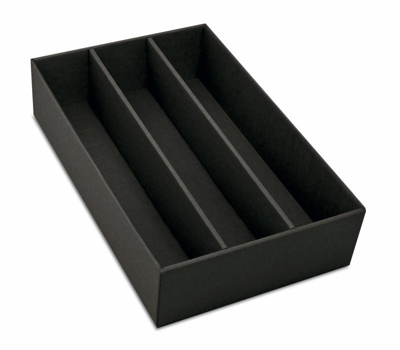 Kaseta na podarunek Pure Line w kolorze czarnym na 3 butelki